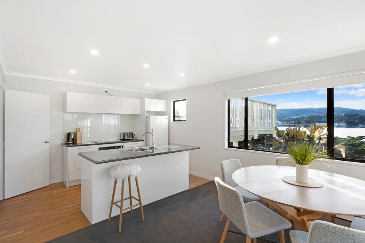 Harbour Views Villa Dunedin Exterior photo